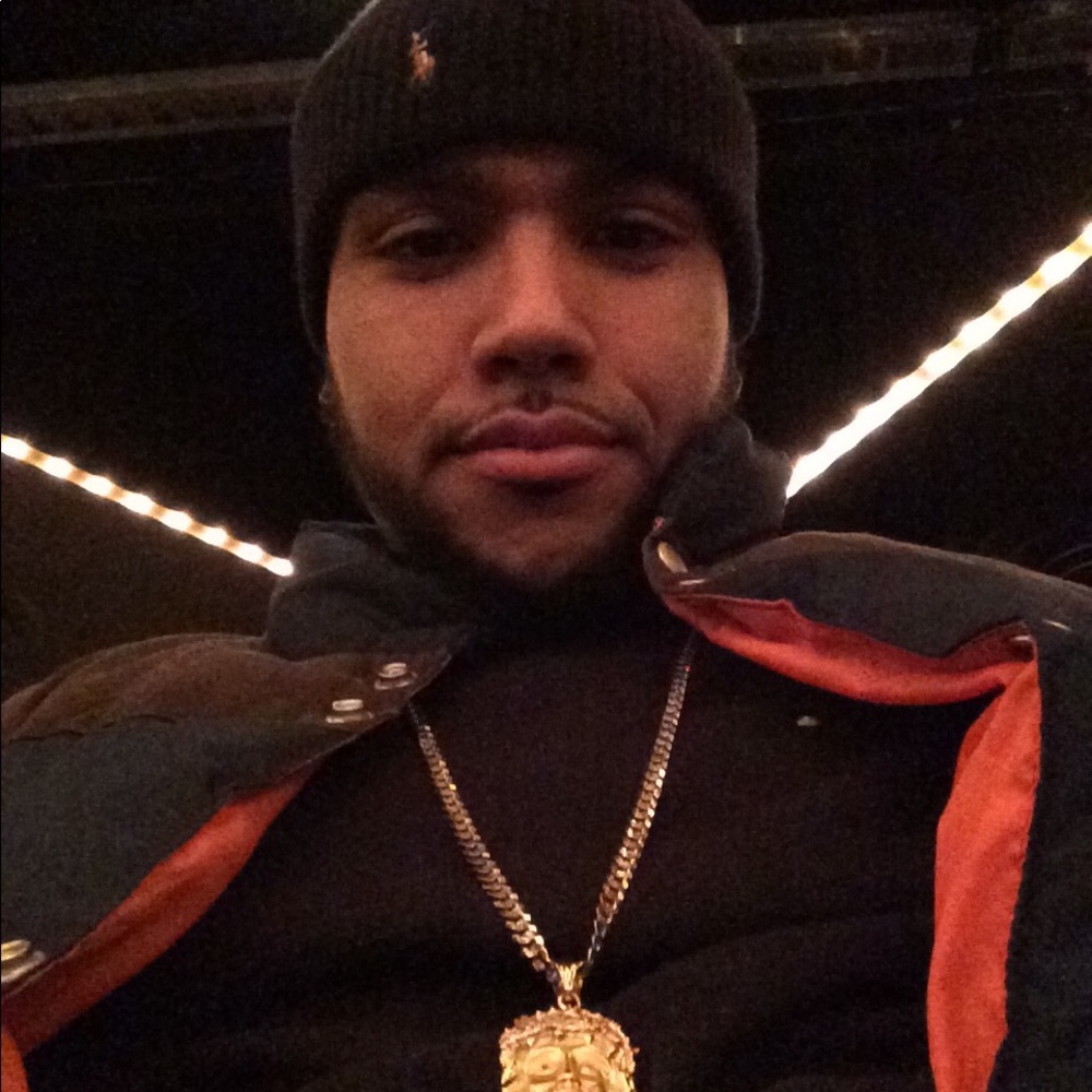 Meet your Posher, Luis